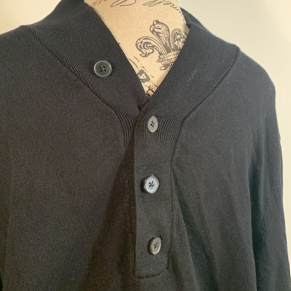 Tristan (L) - Picture 2 of 15